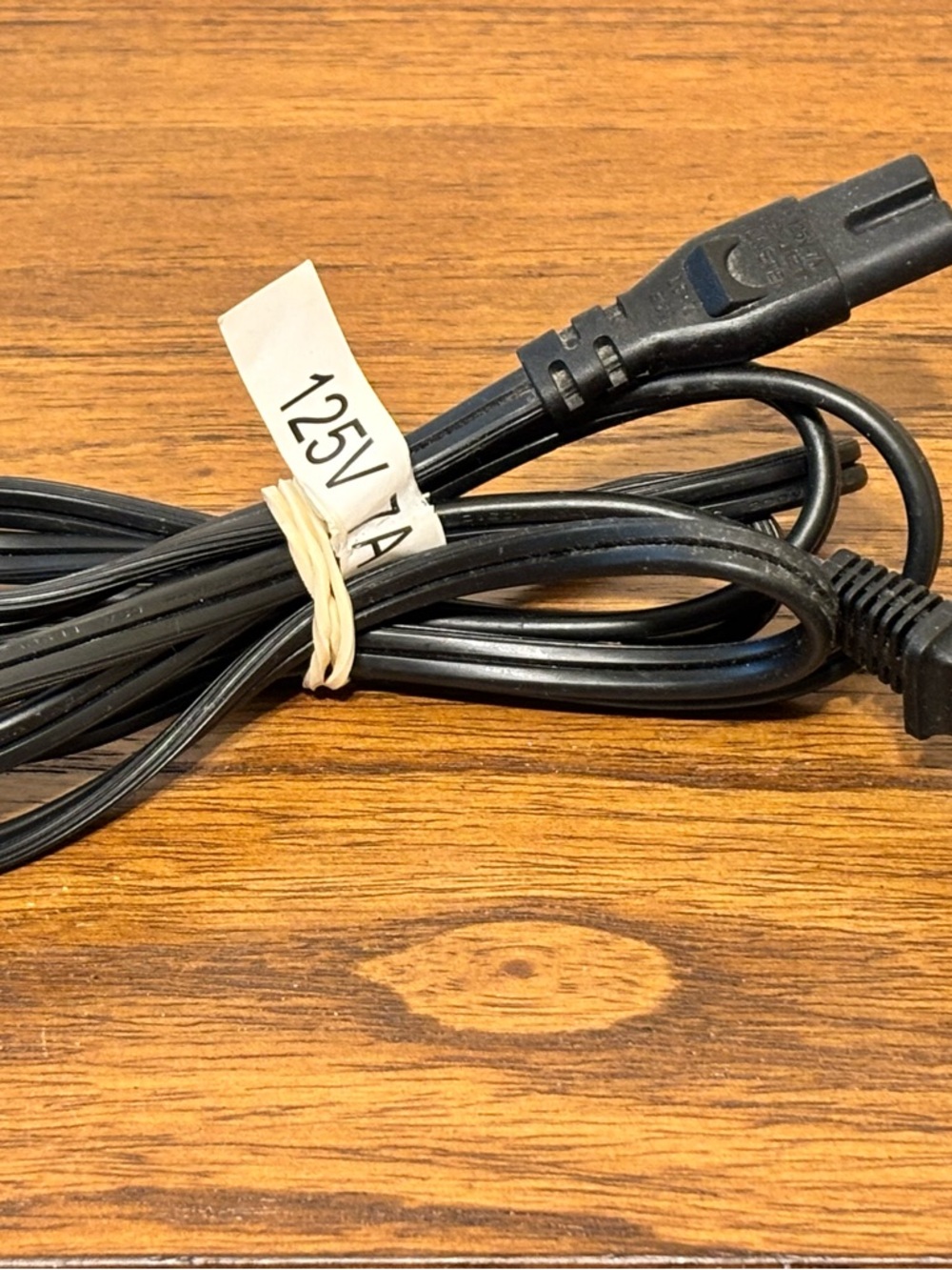 LINETEK LS-7J / IEC-320-C7 to NEMA 1-15P GREAT REPLACEMENT FOR ELECTRONICS